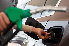 Zaskoczenie na stacjach paliw. Kierowcy nie tego się spodziewali-99938