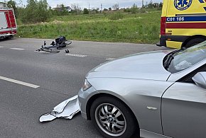 Poważny wypadek w Mełnie. Śmigłowiec LPR zabrał rowerzystę do szpitala