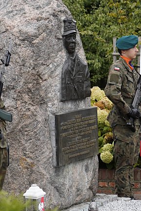 Grudziądz: Uroczyste obchody 86. rocznicy powstania Polskiego Państwa Podziemnego-2445