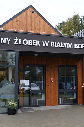 Uroczyste otwarcie Gminnego Żłobka w Białym Borze-2453