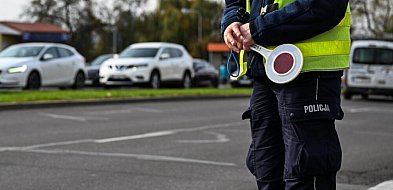 W Dzień Zaduszny policja apeluje do kierowców: noga z gazu, zero alkoholu-98734