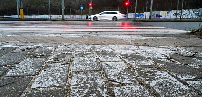 IMGW: opady marznące w 14 województwach-99619