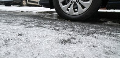 IMGW ostrzega przed oblodzonymi drogami w 13 województwach-99632