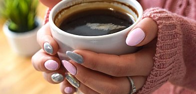 Badania: kawa z kofeiną zmniejsza ryzyko demencji