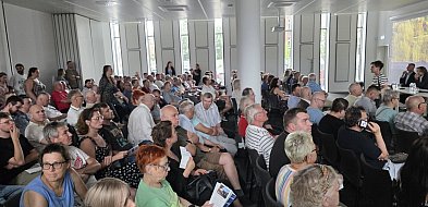 Gorące konsultacje w Grudziądzu. Kolej Dużych Prędkości pod lupą mieszkańców. Co z