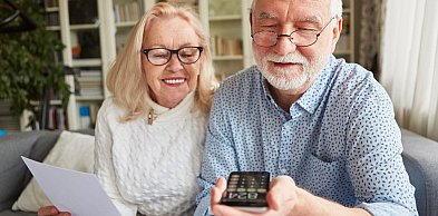 Najwyższa emerytura w Polsce wynosi 51,4 tys. zł; najniższa - 2 grosze