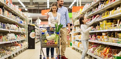 W niedzielę sklepy otwarte