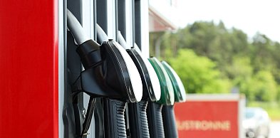 Rząd ogłosił nowe limity cen paliw. Sprawdź, ile zapłacimy na stacjach od środy