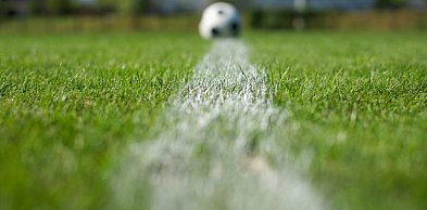 Taktyka na silniejszego rywala – jak drużyny szukają swoich szans?