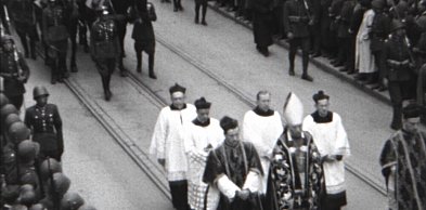 Nieznany film z pogrzebu Marszałka Piłsudskiego. Obchody 91. rocznicy śmierci w Gr