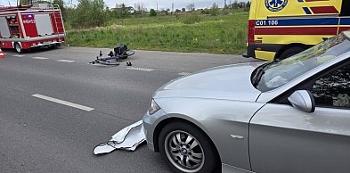 Poważny wypadek w Mełnie. Śmigłowiec LPR zabrał rowerzystę do szpitala