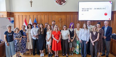 Uczennica z Grudziądza laureatką wojewódzkiego konkursu na Dzień Ojca!