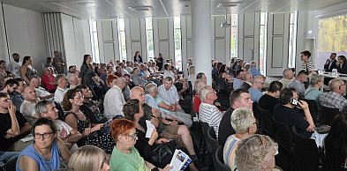 Gorące konsultacje w Grudziądzu. Kolej Dużych Prędkości pod lupą mieszkańców. Co z