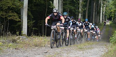 Tłumy kolarzy na starcie MTB Gminy Grudziądz w Białym Borze!-98128