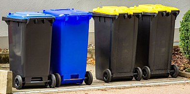 Zaskakujący zwrot ws. opłat za śmieci. KO i PiS wspólnie rekomendują metodę ...-98678