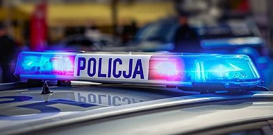 OFICJALNIE: Atak "kiboli" na autokar w Jarantowicach. 5 aut zablokowało drogę-99255