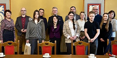 Młodzi artyści zaprojektowali logo dla „wolnych ścian”. Znamy zwycięzców konkursu!