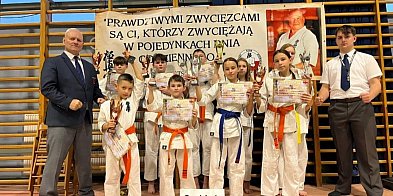 Grudziądzcy karatecy z workiem medali! Sukces na mistrzostwach w Malborku-99240