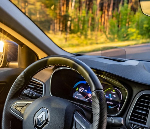 Masz to auto w garażu? Producent natychmiast wzywa na kontrolę!-97977