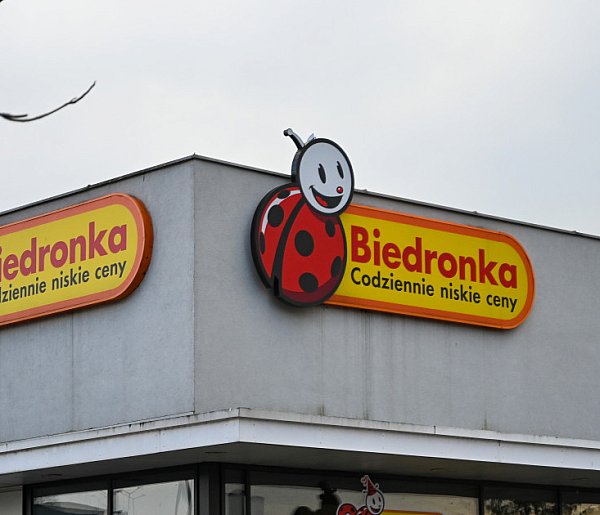 Nowe rozwiązanie w popularnej sieci. Ma ułatwić codzienne zakupy-98397