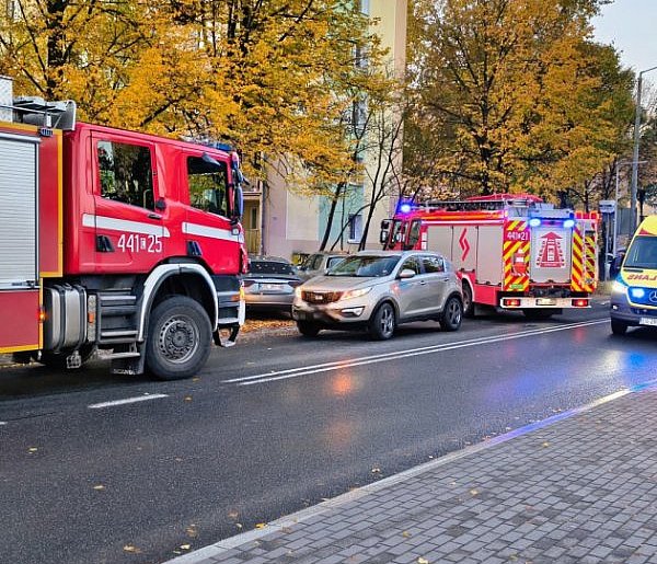Potrącenie na przejściu dla pieszych przy ul. Bora-Komorowskiego-98595