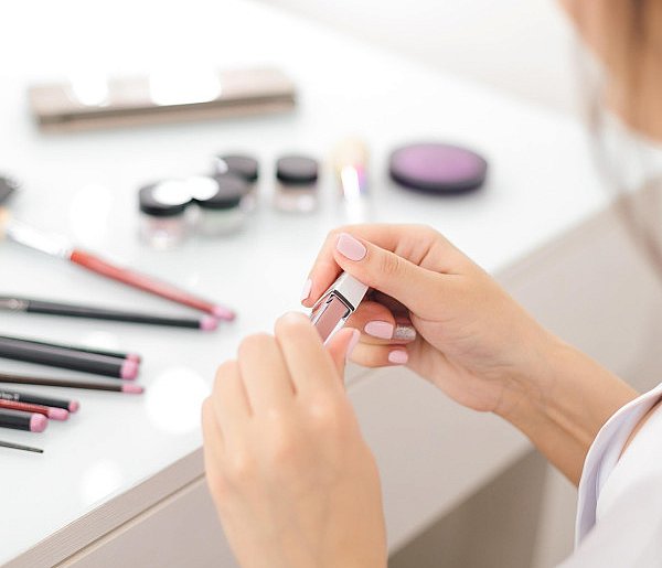 Nie używaj tych kosmetyków. GIS ostrzega przed produktami-99225