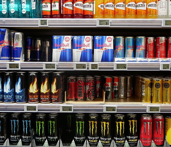 Popularne napoje pójdą ostro w górę. Rząd szykuje podwyżkę VAT-99331