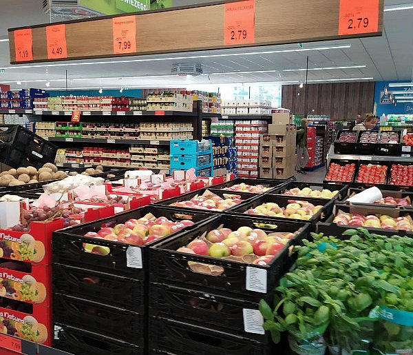 Do której zrobisz zakupy w Sylwestra? Znane sieci podały godziny-99657