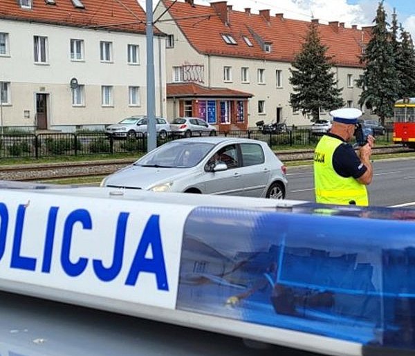 Rewolucja w przepisach drogowych. Surowe kary dla recydywistów i uczestników niele