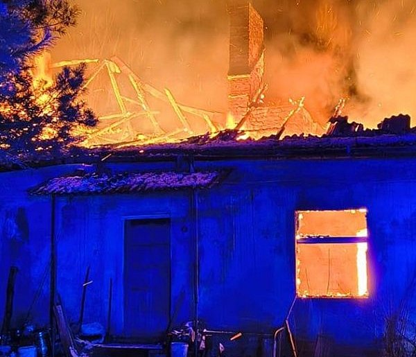 Gmina Grudziądz: Tragiczny pożar w miejscowości Parski. Nie żyje jedna osoba