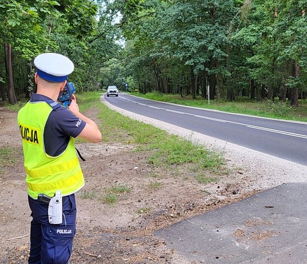 Od wtorku prawo jazdy można stracić za przekroczenie prędkości o 50 km/h poza obsz