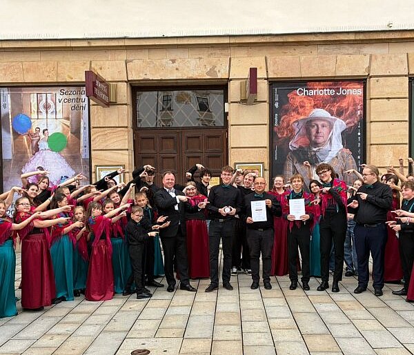 Brązowy medal dla chóru Cantores Graudentes na 53. Międzynarodowym Festiwalu w Oło