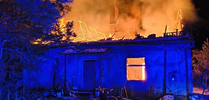 Gmina Grudziądz: Tragiczny pożar w miejscowości Parski. Nie żyje jedna osoba