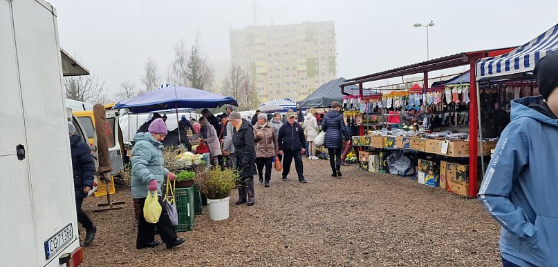 Co dalej z targowiskiem przy Kosynierów? Radny apeluje o konsultacje, by uniknąć p