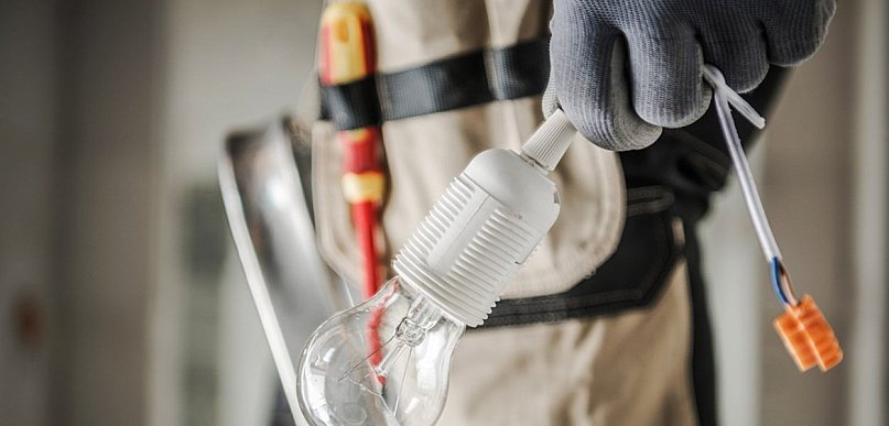 Jakie zawody techniczne gwarantują stabilną przyszłość i wysokie zarobki?