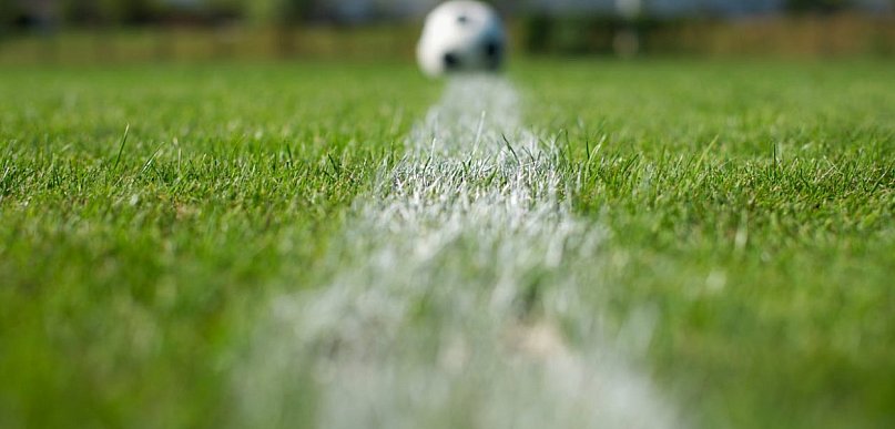 Taktyka na silniejszego rywala – jak drużyny szukają swoich szans?