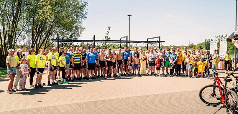 Wings for Life w Grudziądzu: Dawid w egzoszkielecie i kibice GKM-u na trasie