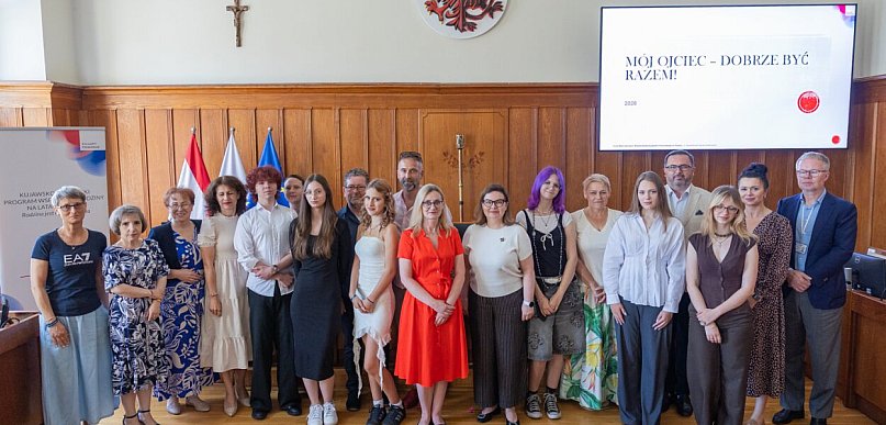 Uczennica z Grudziądza laureatką wojewódzkiego konkursu na Dzień Ojca!