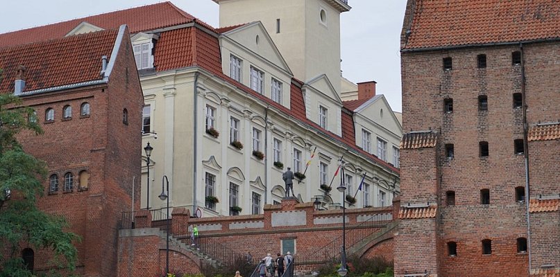 Grudziądz koryguje finanse na 2025 Rok: Wzrost wydatków bieżących - 98565