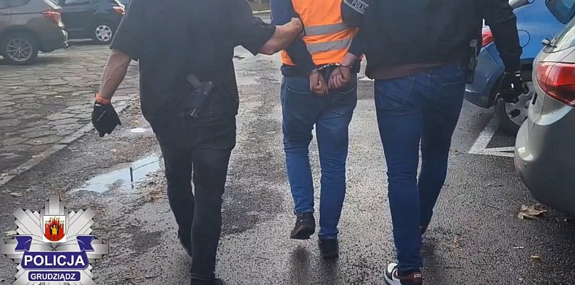 Policyjna akcja pod Grudziądzem. Zatrzymali 25-latka przewożącego migrantów - 98771