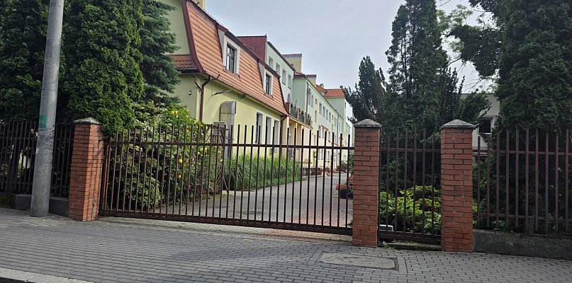 Gdzie jest nadzór nad jednostkami miejskimi? Ratusz odsyła do dyrektora DPS