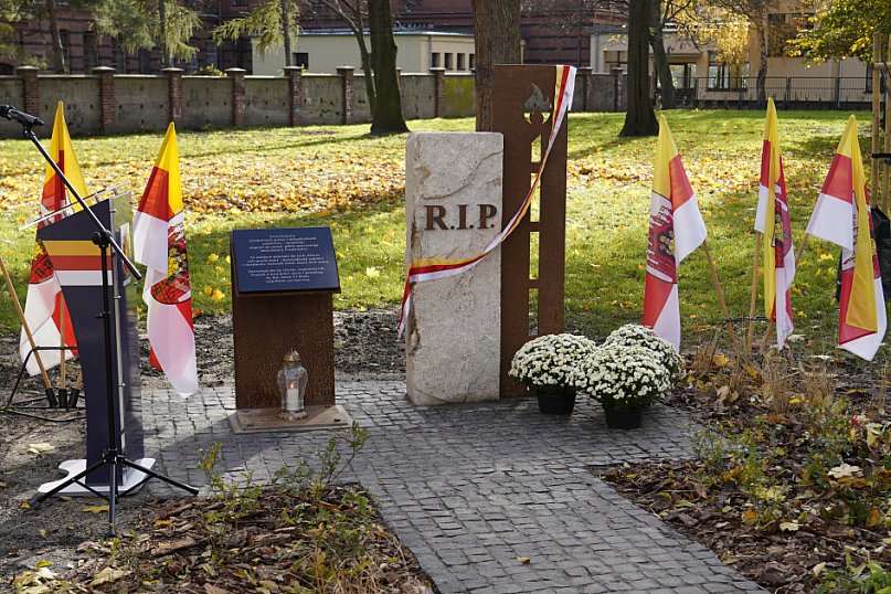 Pamięć przywrócona. Uroczyste odsłonięcie obelisku przy ul. Kosynierów Gdyńskich