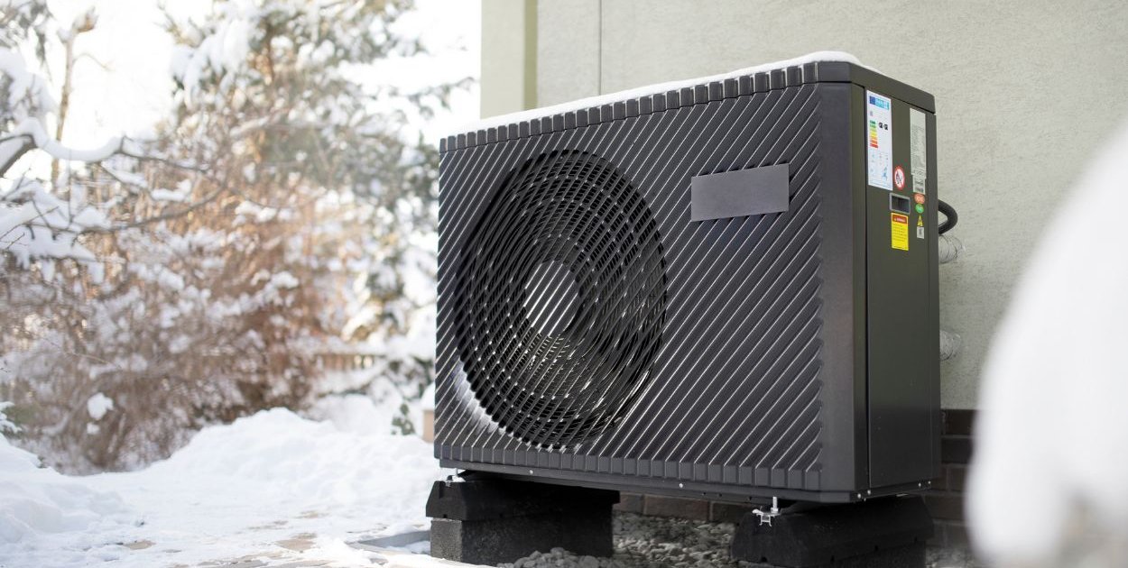 Miała być cicha, skończyło się mandatem. Pompy ciepła w ogniu krytyki