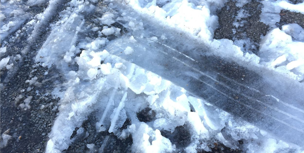 IMGW ostrzega: opady marznące w 13 województwach: Alert RCB: gołoledź w dziewięciu