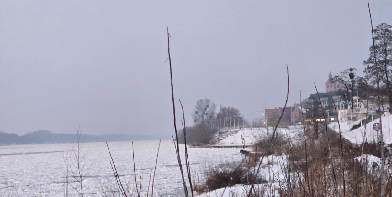 W czwartek ma ruszyć akcja lodołamania na Wiśle