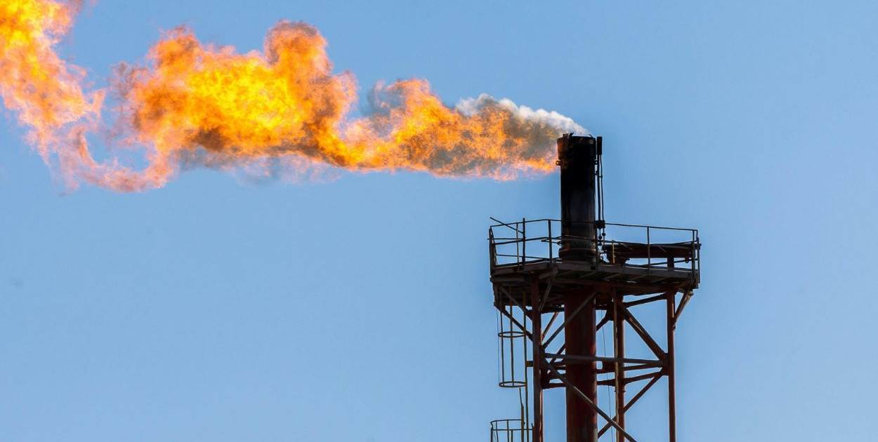 Ceny ropy naftowej przebiły poziom 100 dol. za baryłkę