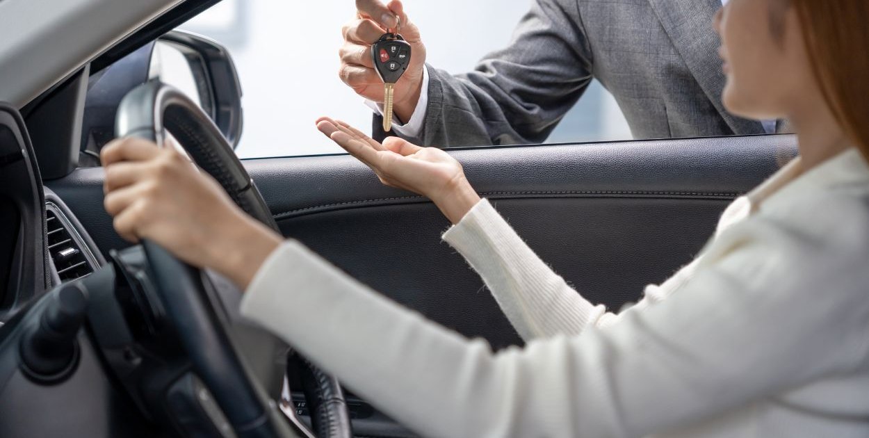 Kredyt samochodowy na wymarzone auto dostępny w placówce VeloBanku w Grudziądzu