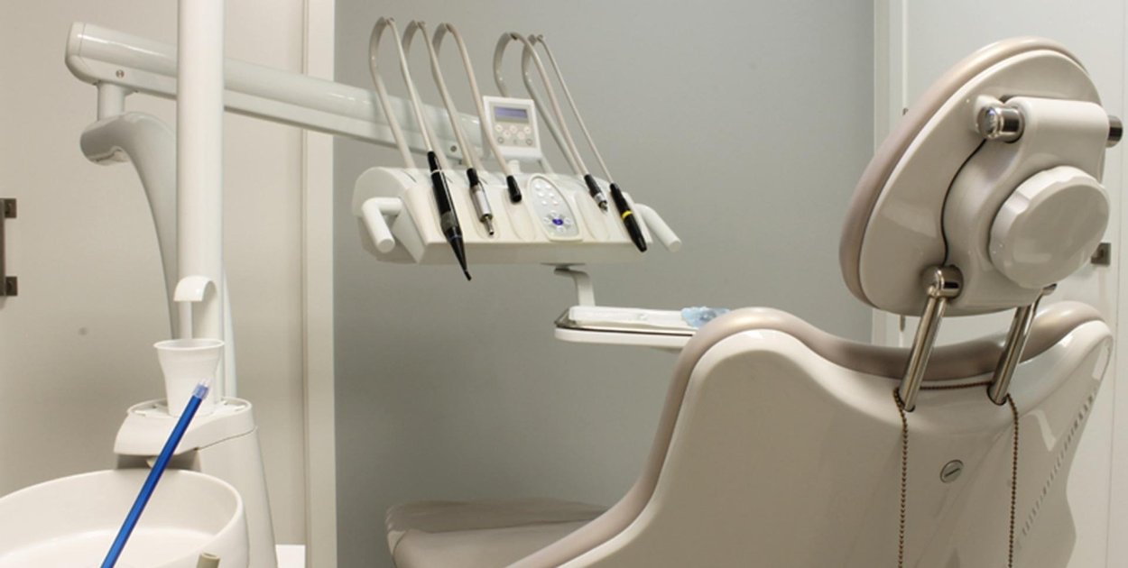 Kompleksowa opieka nad uśmiechem i zdrowiem przyzębia