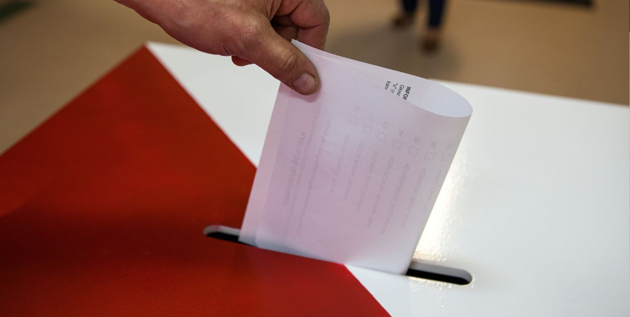 Sejm przyjął nowelę Kodeksu wyborczego, wprowadzającą instytucję sekretarzy wyborc