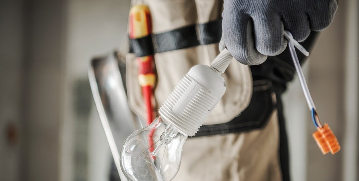 Jakie zawody techniczne gwarantują stabilną przyszłość i wysokie zarobki?